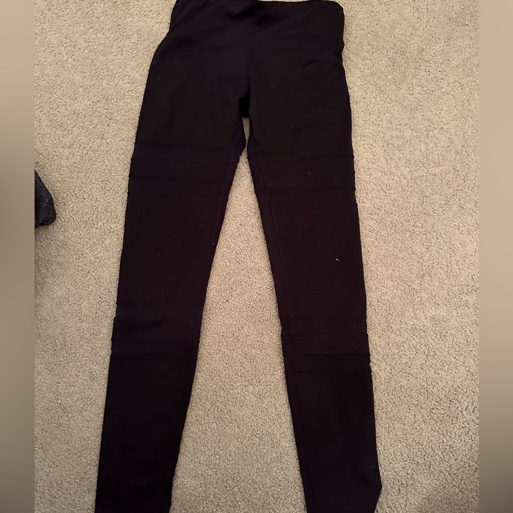 Black mesh stripped leggings